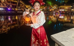 老狼一区忘忧草欢迎你大豆